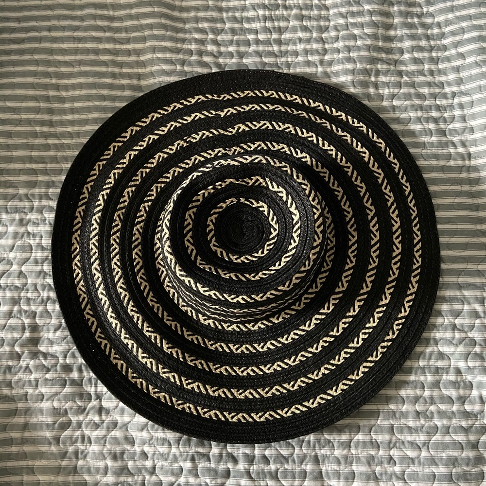 H&M Striped Sun Hat